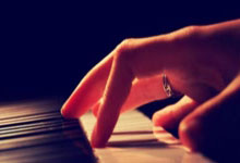 开云体育平台APP-凯尔特人横扫鹈鹕，威斯布鲁克关键制胜：NBA赛场的精彩瞬间解析