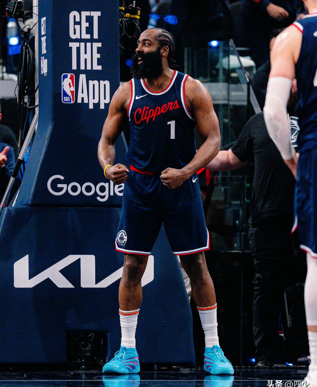 开云APP-关于哈登迎难而上拉文出伤搏出线勇士期待东契奇复出的信息