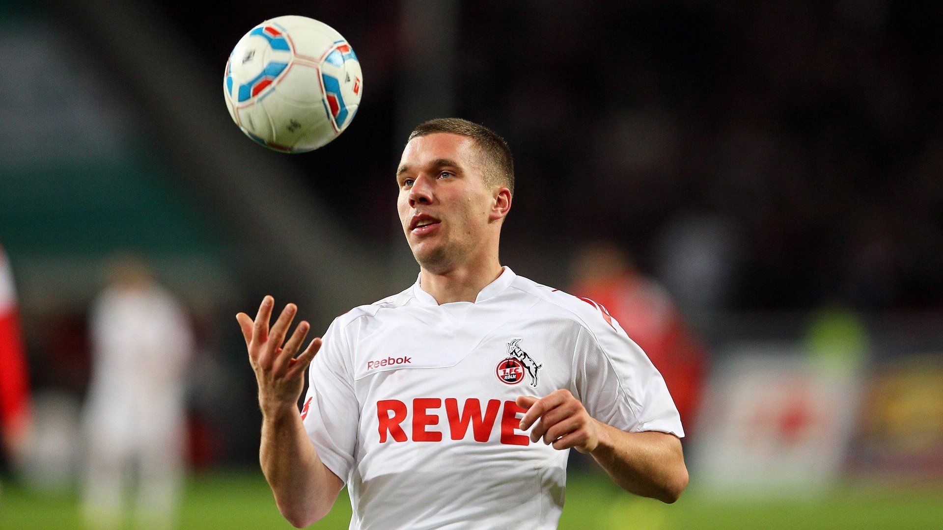 开云体育app-西决生死战之夜，帕尔默末节接管比赛