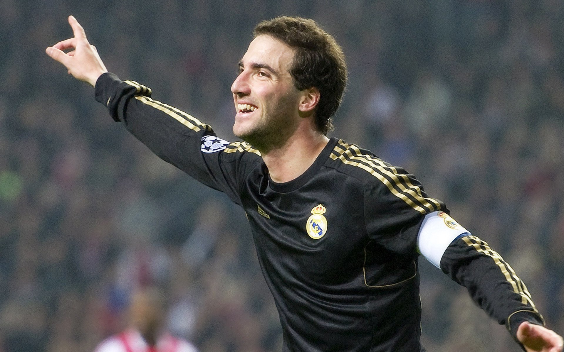 福登爆发点燃英格兰，瑞士强势拿下厄瓜多尔，欧洲双雄展现不同制胜之道