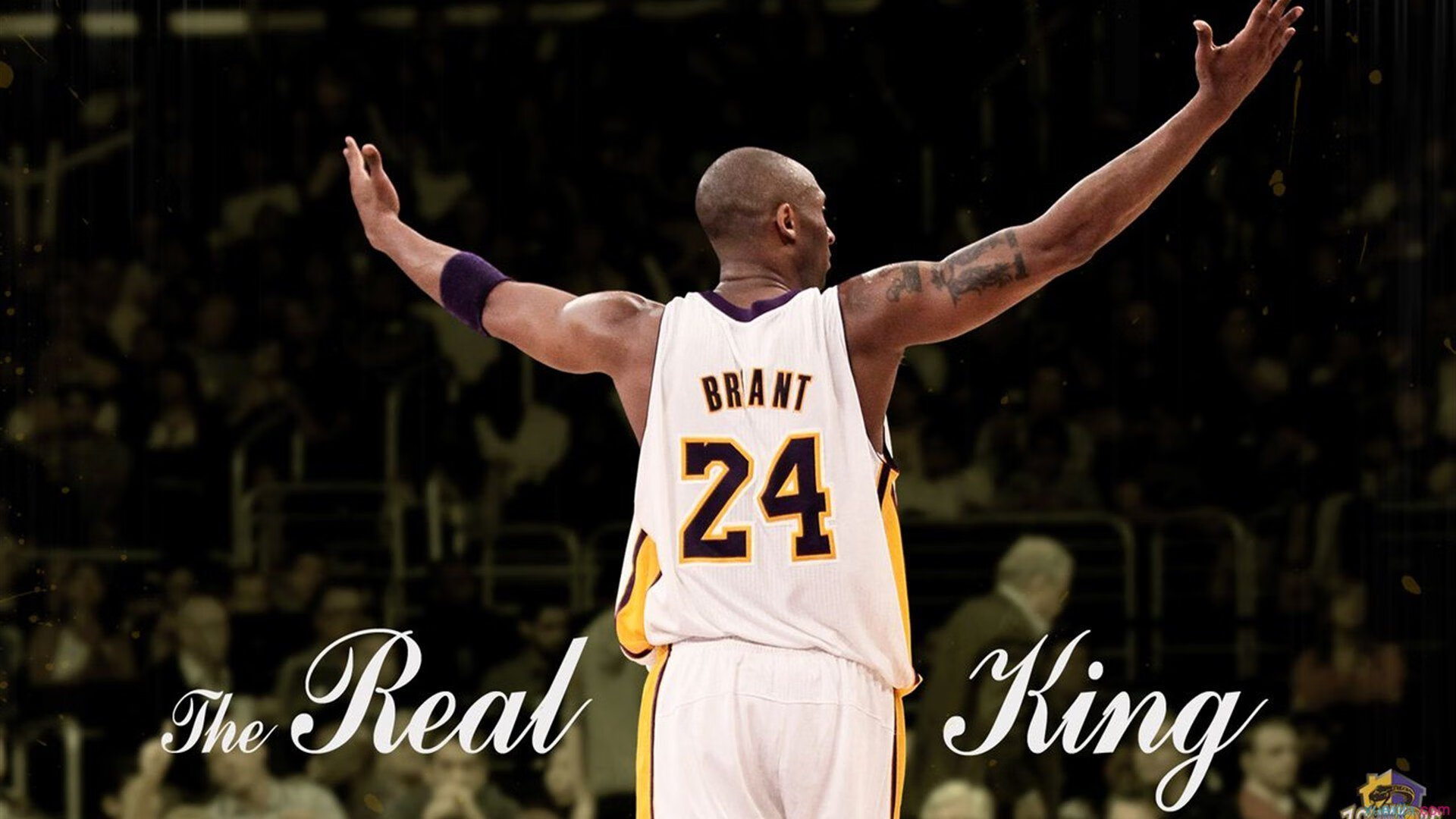 赛道上的字母哥，当篮球巨星在F1街道赛接管比赛