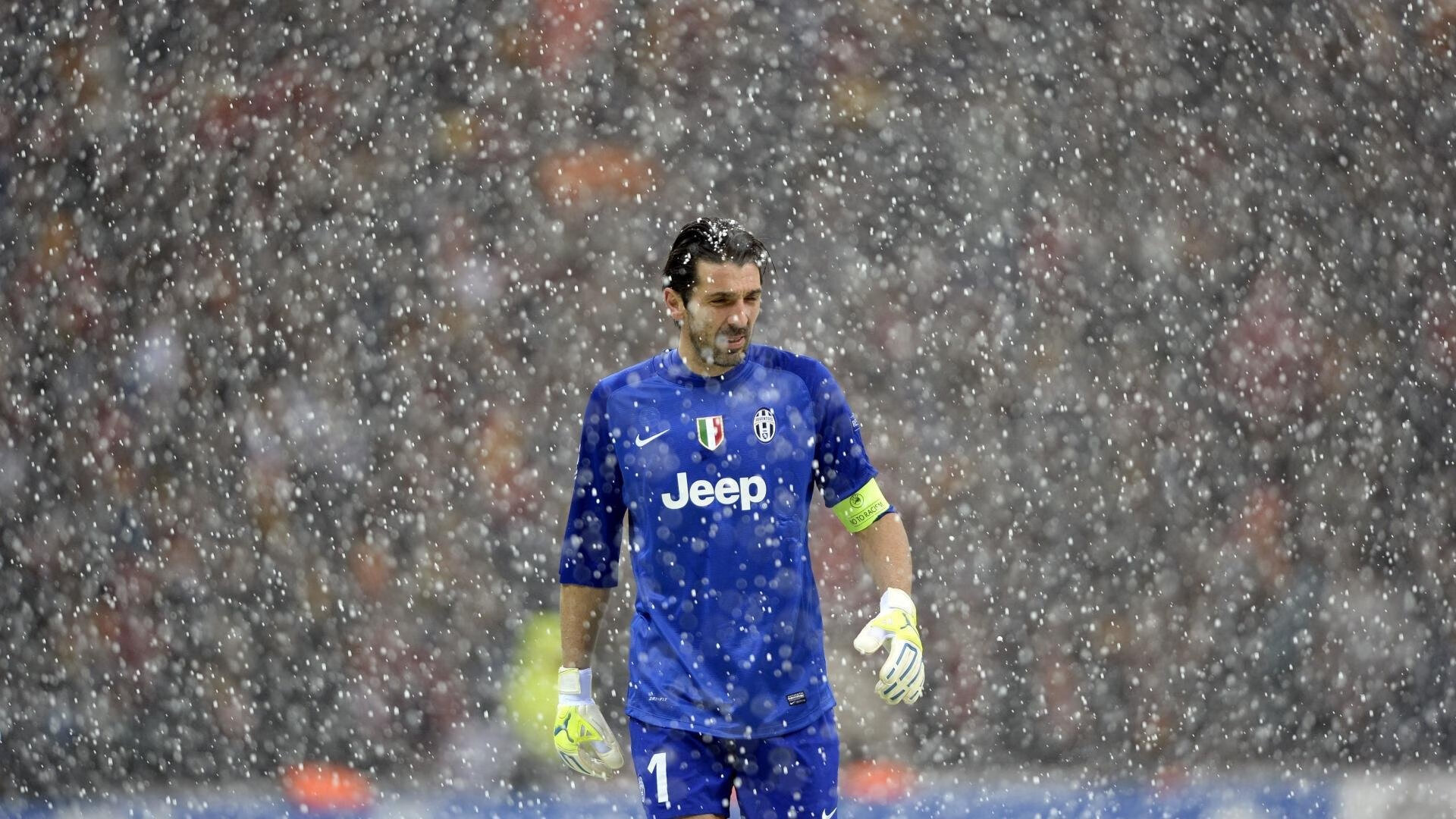 孤峰独照，桃田贤斗的纪录之夜，与法国队的轻盈背影